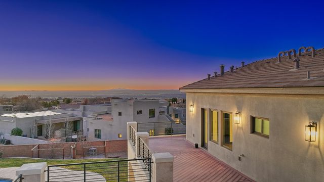 9900 Eagle Rock Avenue NE, Albuquerque, NM 87122