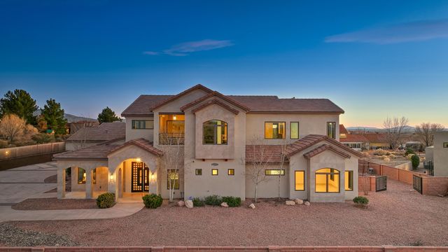 9900 Eagle Rock Avenue NE, Albuquerque, NM 87122