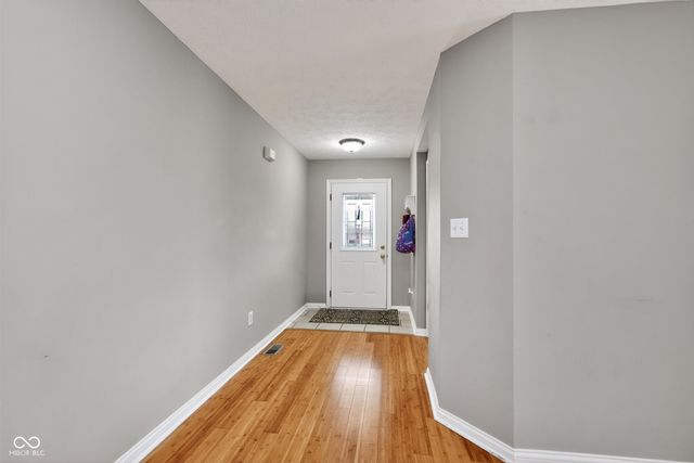 8174 Sydney Lane, Avon, IN 46123