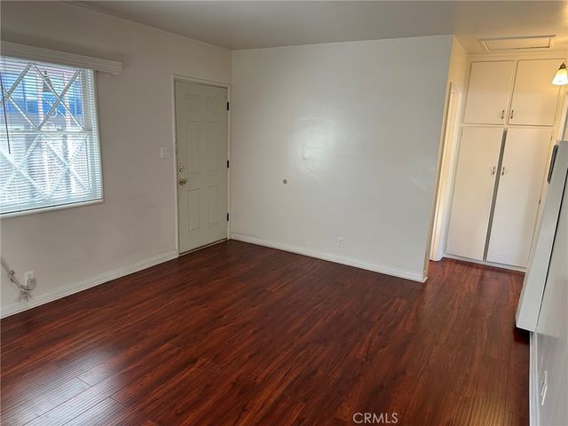 611 E Santa Anita Avenue, Burbank, CA 91501