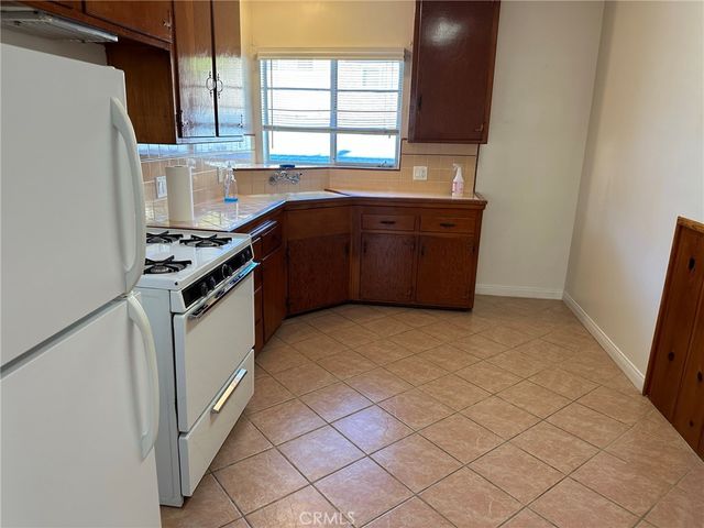 611 E Santa Anita Avenue, Burbank, CA 91501