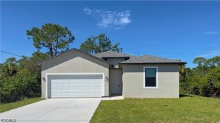 9020 Green CIR, Labelle, FL 33935