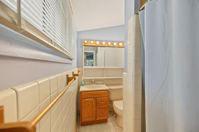 3216 Canterbury Dr, Salina, KS 67401