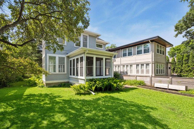 2432 W 24th Street, Minneapolis, MN 55405