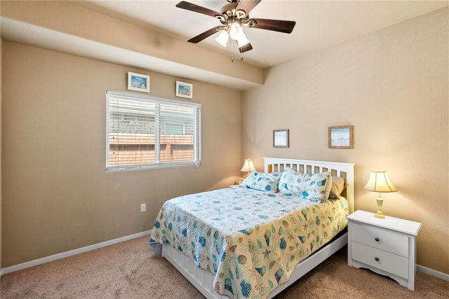 321 Pacific Dr, Portland, TX 78374
