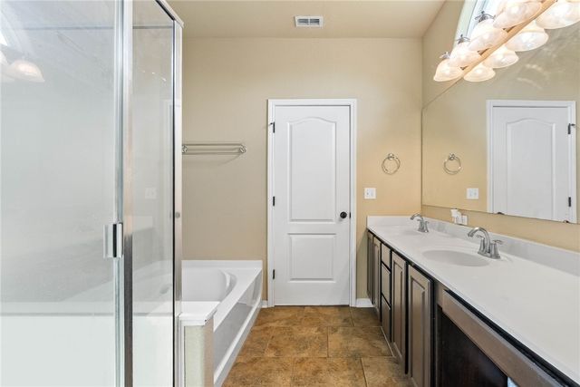 321 Pacific Dr, Portland, TX 78374