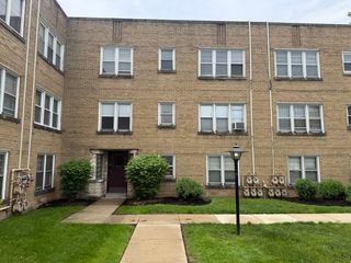 1747 W 95th Place 1, Chicago, IL 60643