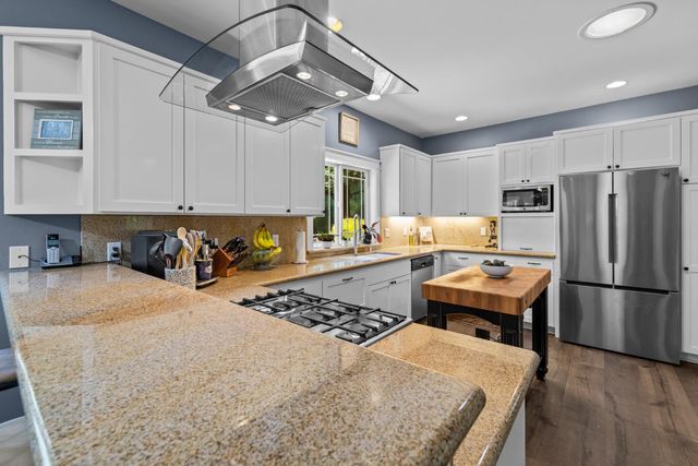 18594 Norlene Way, Grass Valley, CA 95949