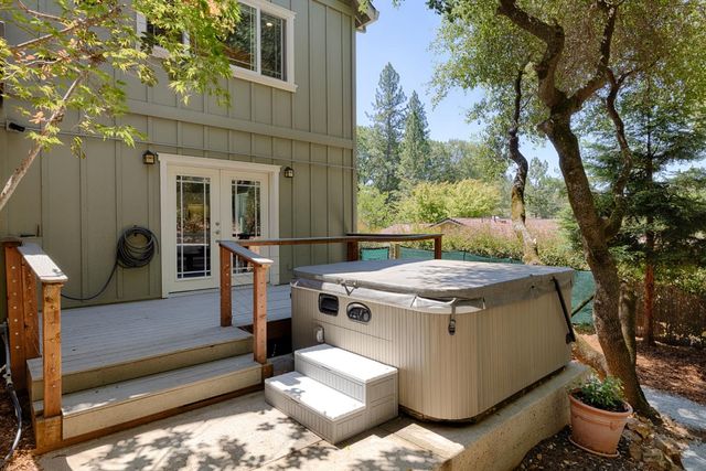18594 Norlene Way, Grass Valley, CA 95949