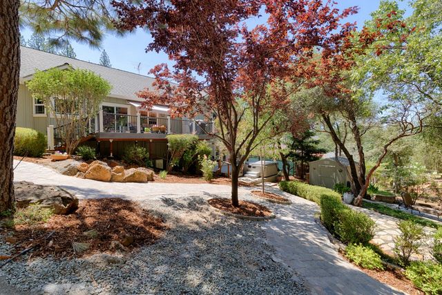 18594 Norlene Way, Grass Valley, CA 95949