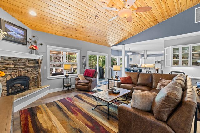 18594 Norlene Way, Grass Valley, CA 95949