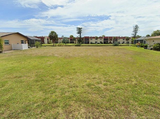 73 ROTONDA CIRCLE, Rotonda West, FL 33947