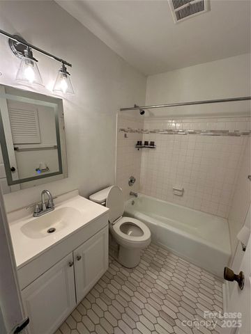 1804 Sabrina Court, Charlotte, NC 28210