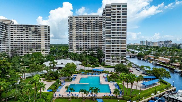 2500 Parkview Dr 517, Hallandale Beach, FL 33009