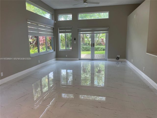 10101 NW 5th St 10101, Plantation, FL 33324