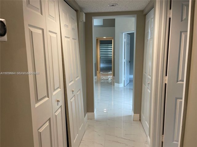 10101 NW 5th St 10101, Plantation, FL 33324