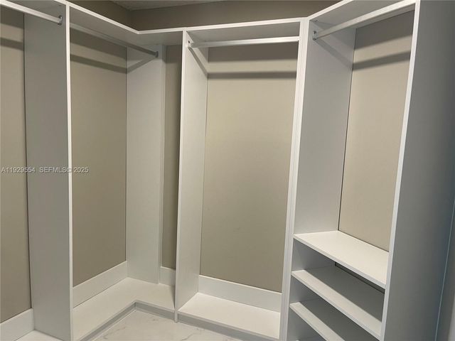 10101 NW 5th St 10101, Plantation, FL 33324