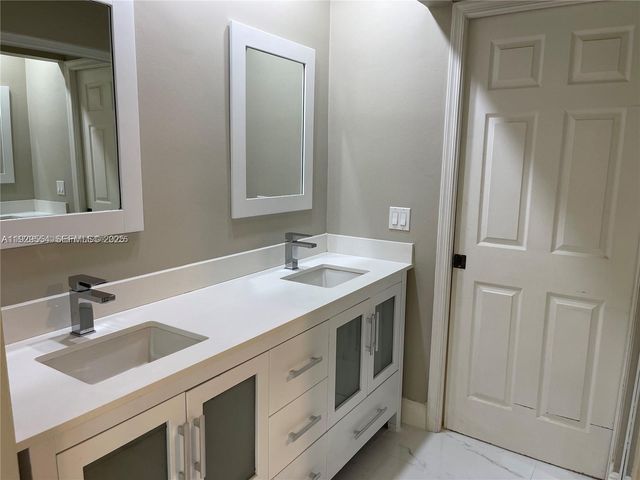 10101 NW 5th St 10101, Plantation, FL 33324