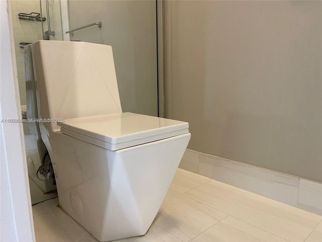 10101 NW 5th St 10101, Plantation, FL 33324