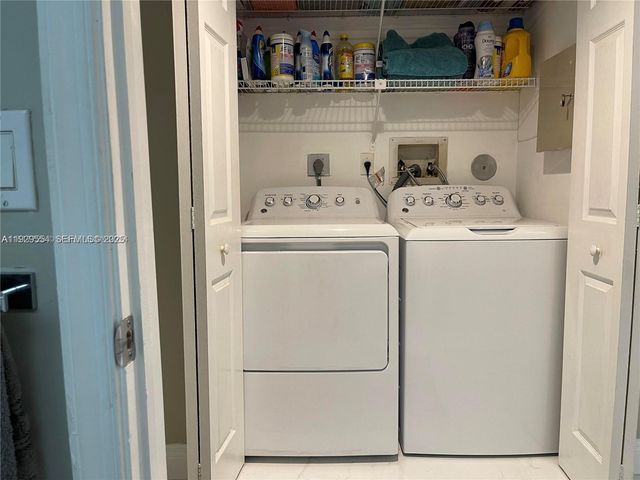 10101 NW 5th St 10101, Plantation, FL 33324