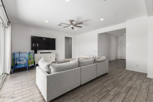 2953 E STARGAZER Drive, San Tan Valley, AZ 85140