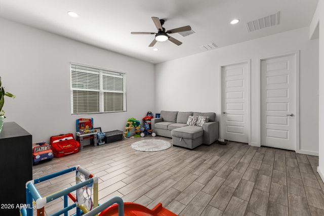 2953 E STARGAZER Drive, San Tan Valley, AZ 85140