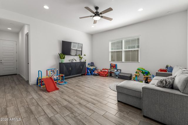 2953 E STARGAZER Drive, San Tan Valley, AZ 85140