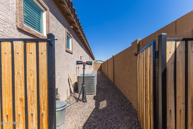 2953 E STARGAZER Drive, San Tan Valley, AZ 85140