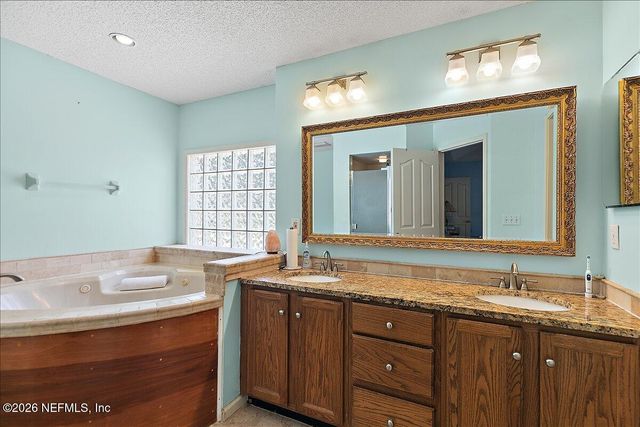 13833 HOLLOW LOG Court, Jacksonville, FL 32224