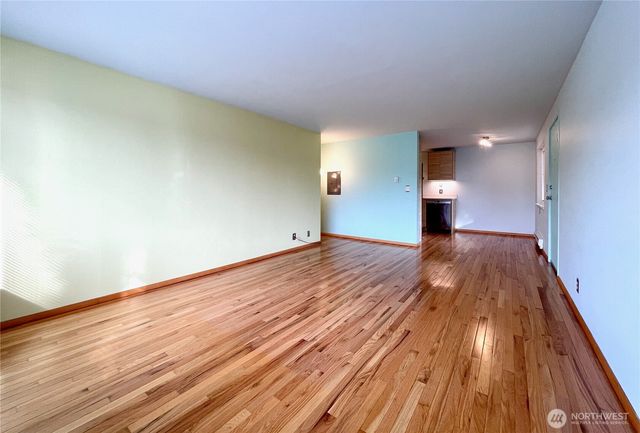 2801 14th Avenue W, Seattle, WA 98119