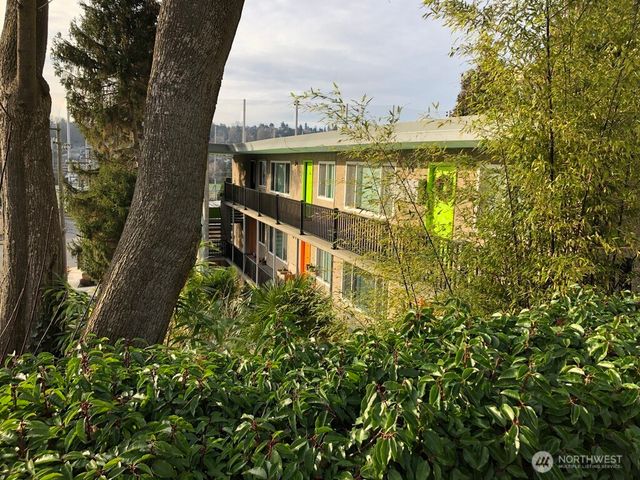 2801 14th Avenue W, Seattle, WA 98119