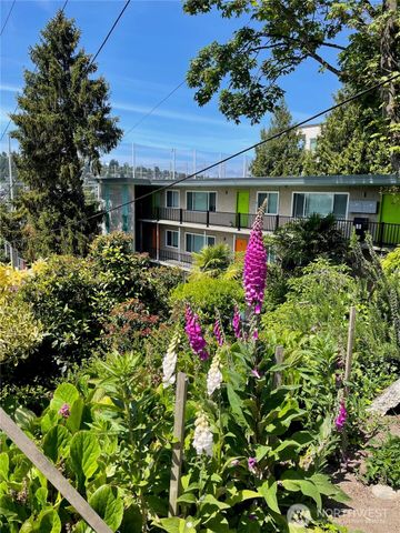 2801 14th Avenue W, Seattle, WA 98119