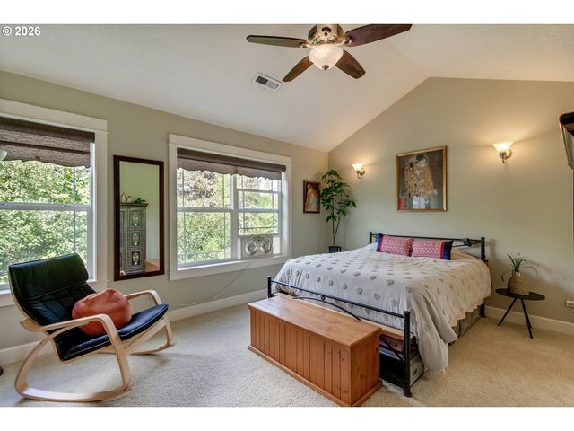 9130 N SENECA St, Portland, OR 97203