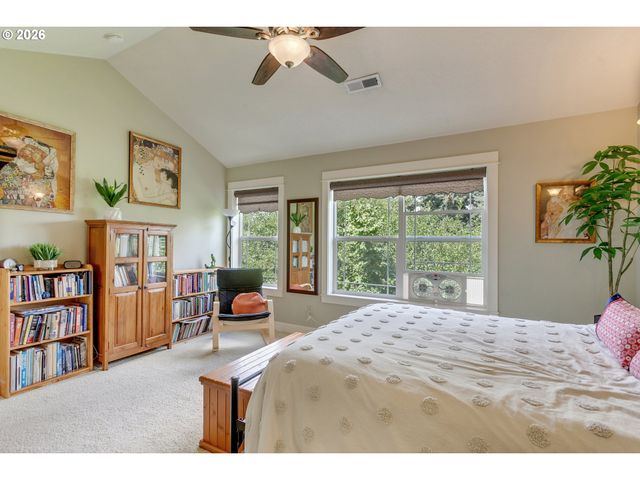 9130 N SENECA St, Portland, OR 97203
