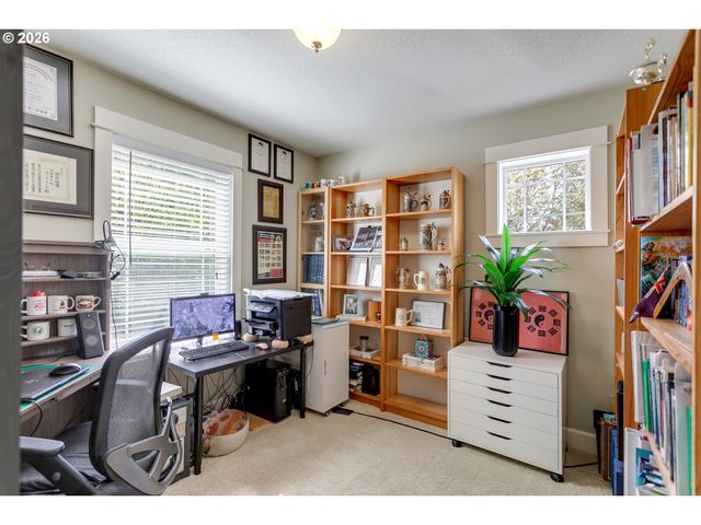 9130 N SENECA St, Portland, OR 97203