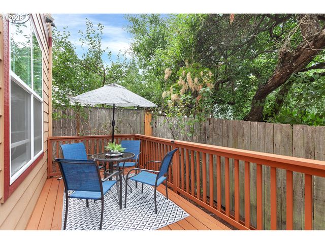 9130 N SENECA St, Portland, OR 97203