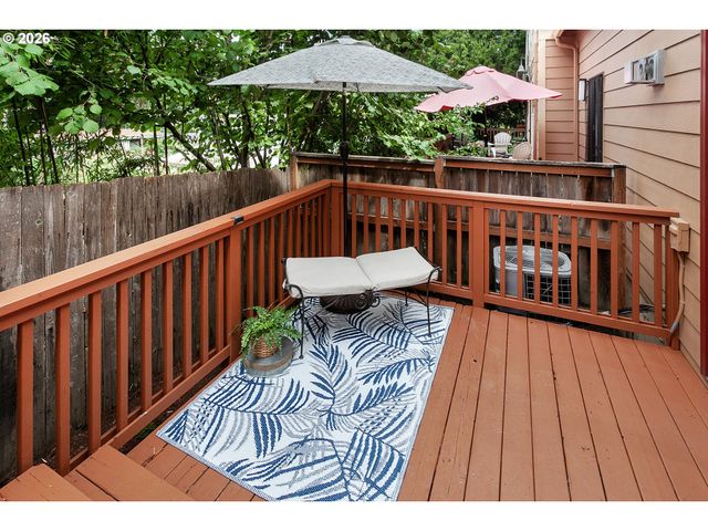 9130 N SENECA St, Portland, OR 97203