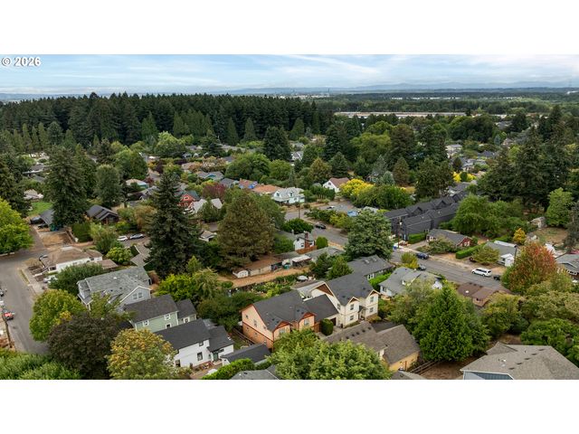 9130 N SENECA St, Portland, OR 97203