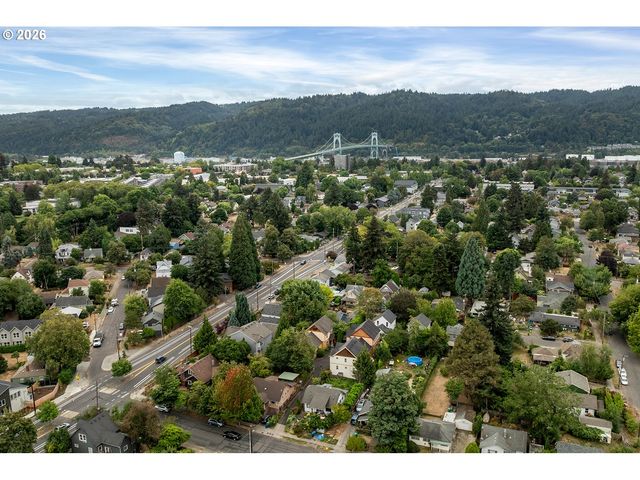 9130 N SENECA St, Portland, OR 97203