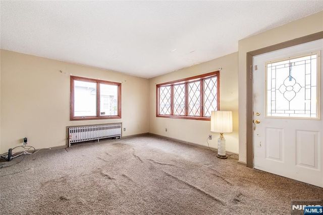 15 Passaic Avenue, Woodland Park, NJ 07424