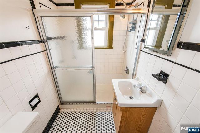 15 Passaic Avenue, Woodland Park, NJ 07424