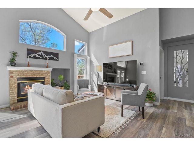 4234 W 61st Pl, Arvada, CO 80003