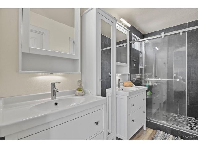 4234 W 61st Pl, Arvada, CO 80003