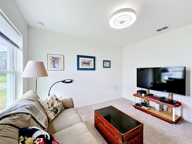 3250 Halden Avenue SE, Palm Bay, FL 32909