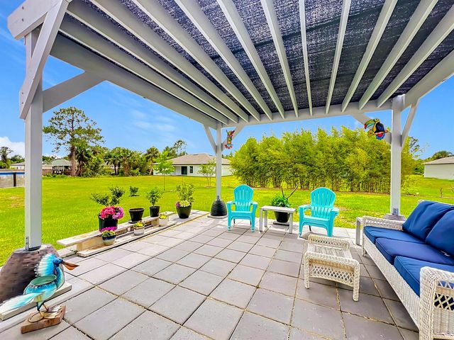3250 Halden Avenue SE, Palm Bay, FL 32909