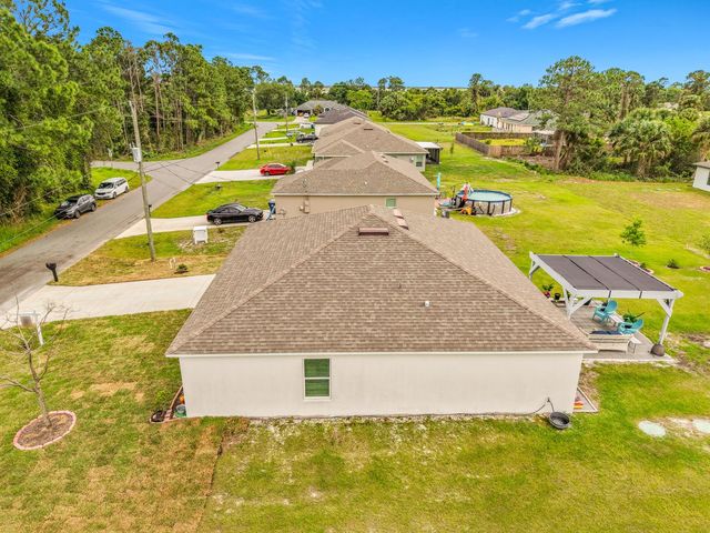 3250 Halden Avenue SE, Palm Bay, FL 32909