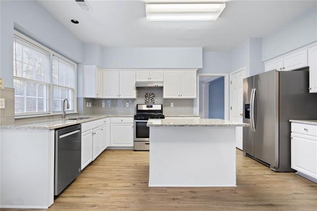 400 Stedford Lane, Johns Creek, GA 30097