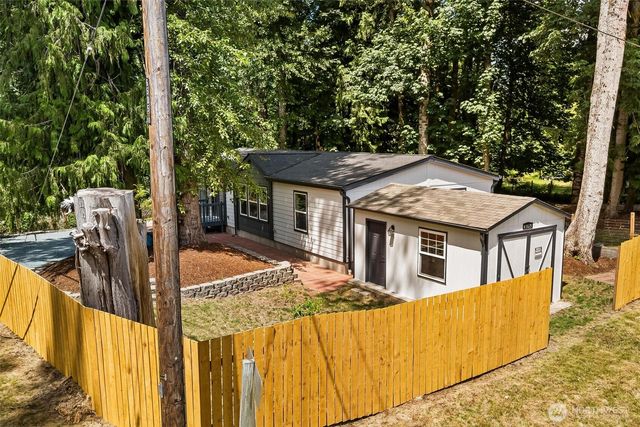 41675 S Shore Dr, Concrete, WA 98237
