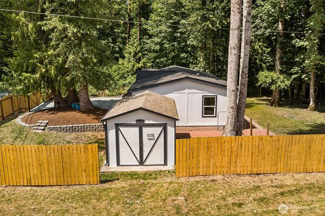 41675 S Shore Dr, Concrete, WA 98237