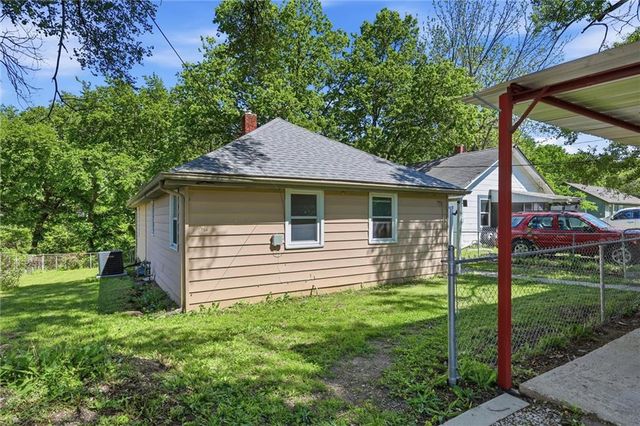 1436 S 39th Street, Kansas City, KS 66106
